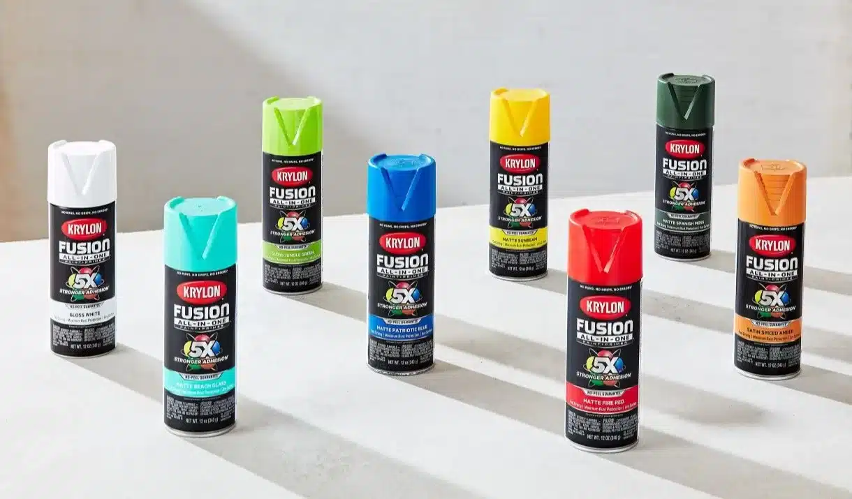 Various cans of Krylon Fusion spray paint in different colors Various cans of Krylon Fusion spray paint in different colors